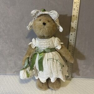 Boyd's Bears The Flower Of The Month May 2009 Lilly Bearybloom numbered Vtg